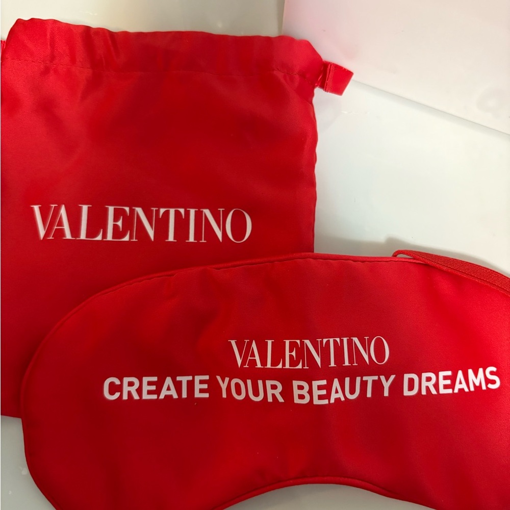 Valentino lipstick gift eye mask